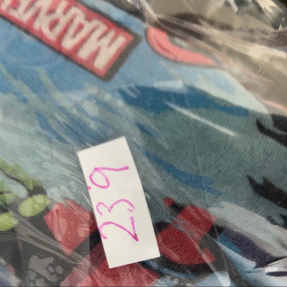 Funko Pop Deadpool Mermaid tee size small - Picture 6 of 6